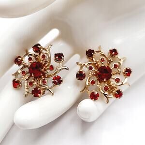 Vintage 1950s Twin Pins, Red Rhinestones, Gold Tone, 1 1/8 Inches